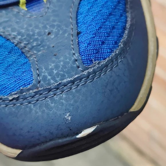 Kids Merrell Hiking Shoes - Picture 7 of 8